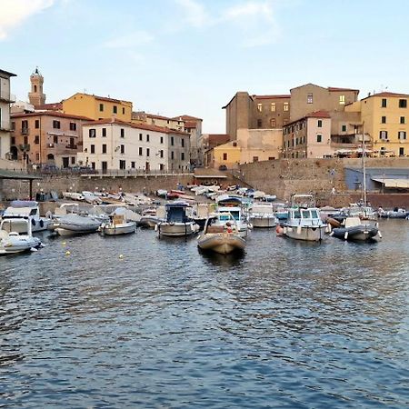 Casa Ilanfra - Appartamenti Gabbiano, Farfalla E Stella Marina Piombino Bagian luar foto