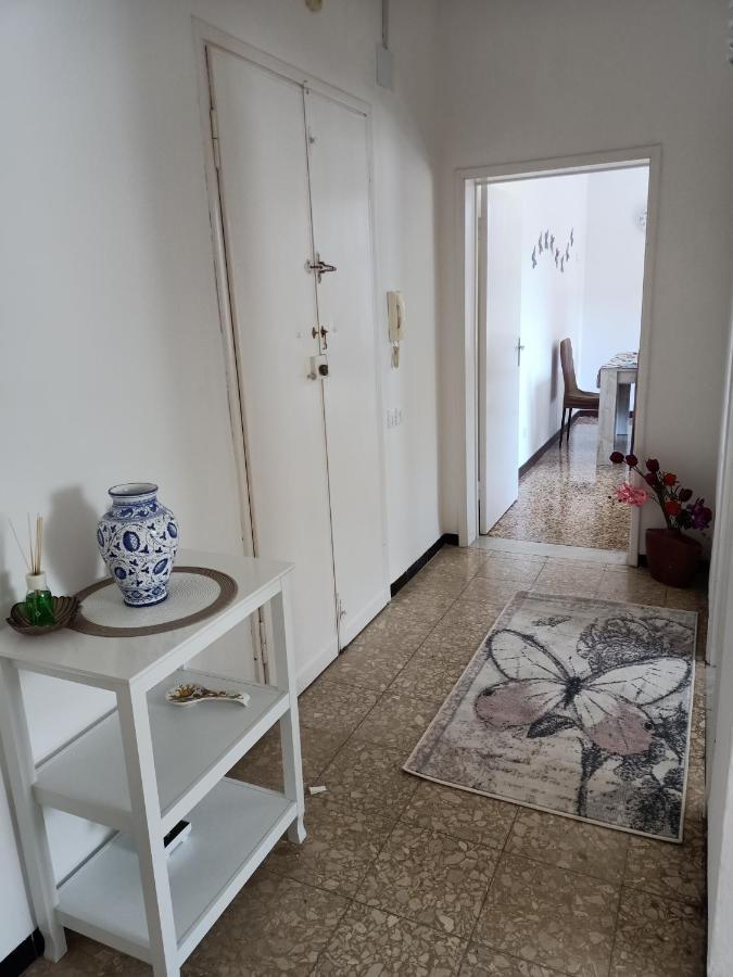 Casa Ilanfra - Appartamenti Gabbiano, Farfalla E Stella Marina Piombino Bagian luar foto