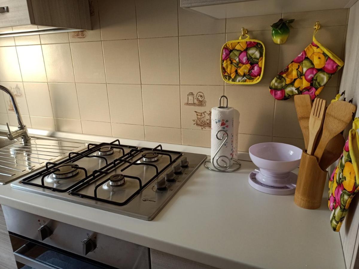 Casa Ilanfra - Appartamenti Gabbiano, Farfalla E Stella Marina Piombino Bagian luar foto