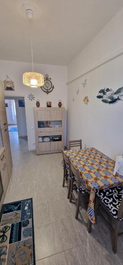 Casa Ilanfra - Appartamenti Gabbiano, Farfalla E Stella Marina Piombino Bagian luar foto