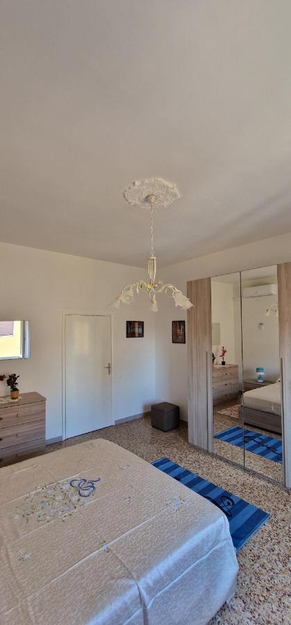 Casa Ilanfra - Appartamenti Gabbiano, Farfalla E Stella Marina Piombino Bagian luar foto