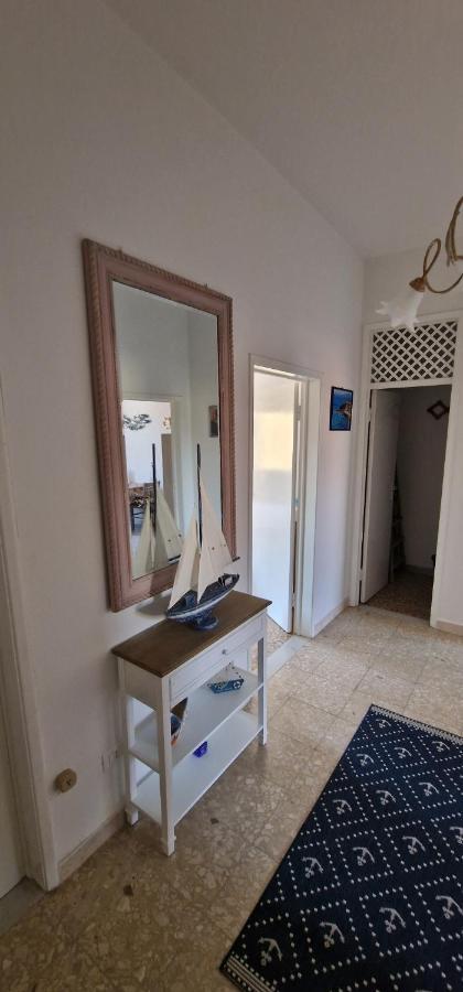 Casa Ilanfra - Appartamenti Gabbiano, Farfalla E Stella Marina Piombino Bagian luar foto