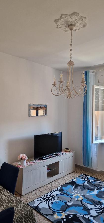 Casa Ilanfra - Appartamenti Gabbiano, Farfalla E Stella Marina Piombino Bagian luar foto