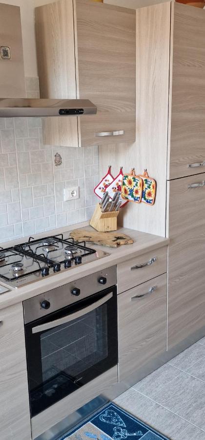 Casa Ilanfra - Appartamenti Gabbiano, Farfalla E Stella Marina Piombino Bagian luar foto