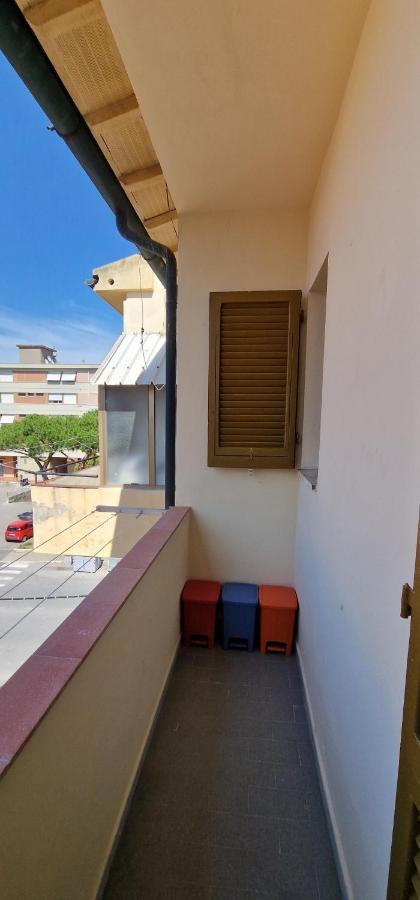 Casa Ilanfra - Appartamenti Gabbiano, Farfalla E Stella Marina Piombino Bagian luar foto